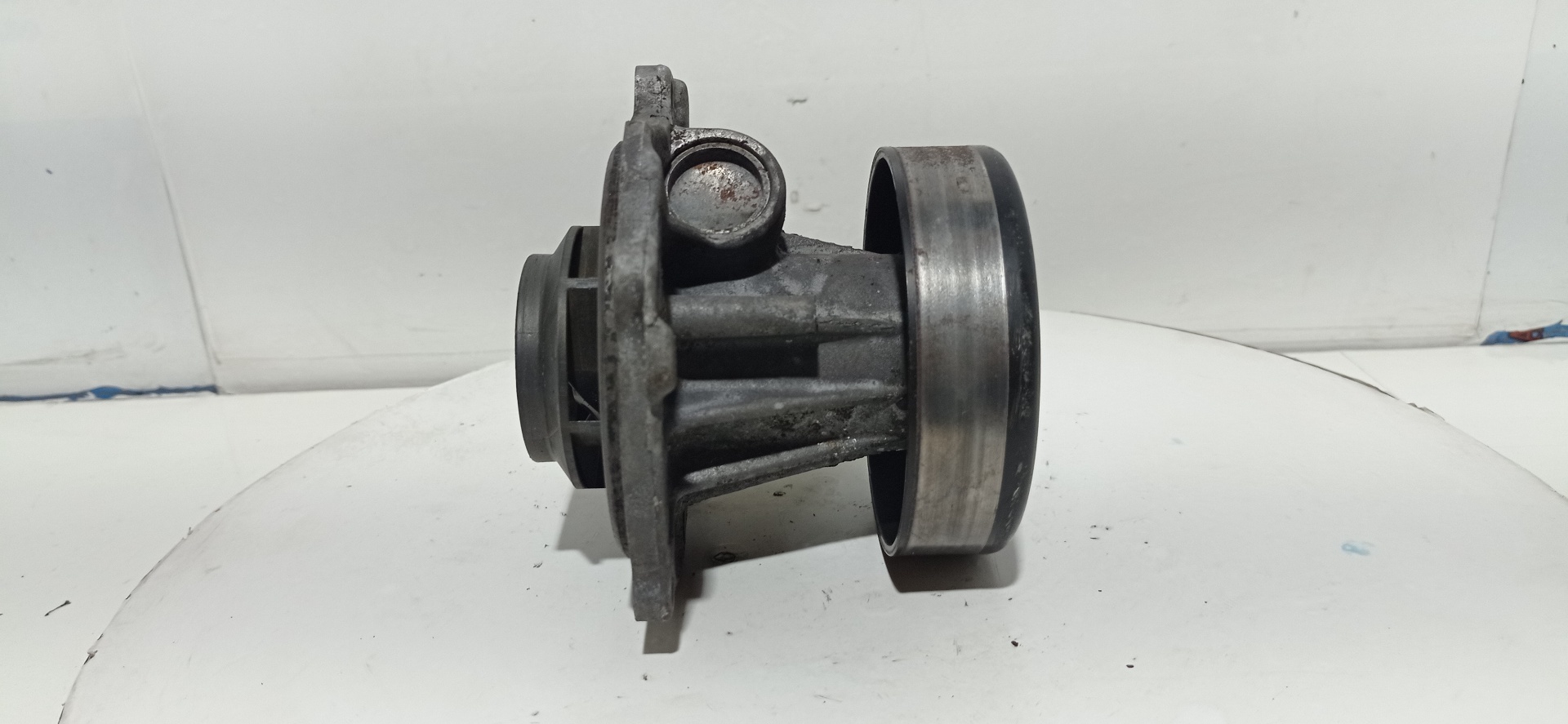 HONDA A4 B5/8D (1994-2001) Water Pump 24948517