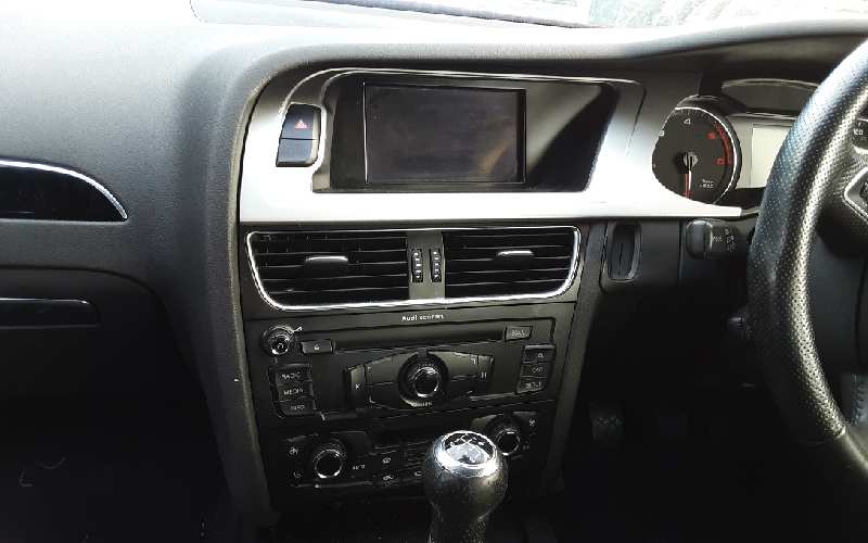 AUDI A4 B8/8K (2011-2016) Стеклоподъемник задней правой двери 8K0959812A 24933505