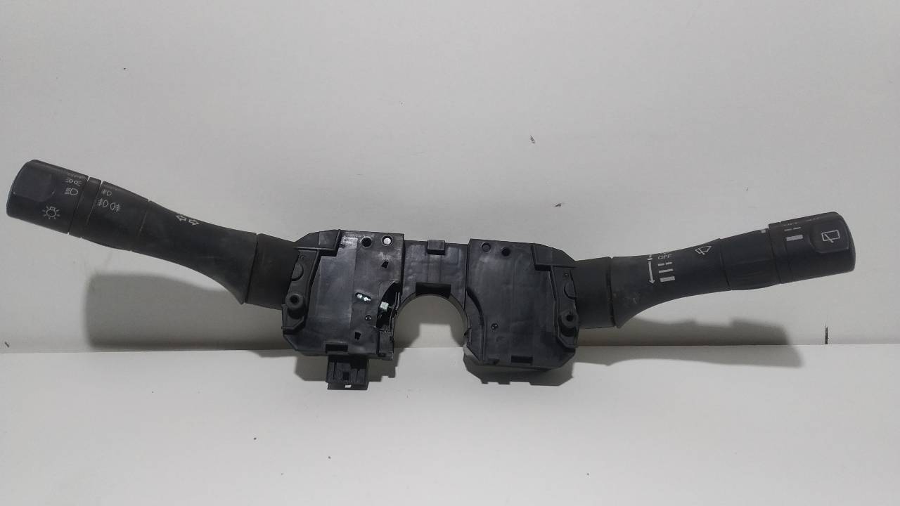 NISSAN Juke YF15 (2010-2020) Afbrydere 14A01 23467476