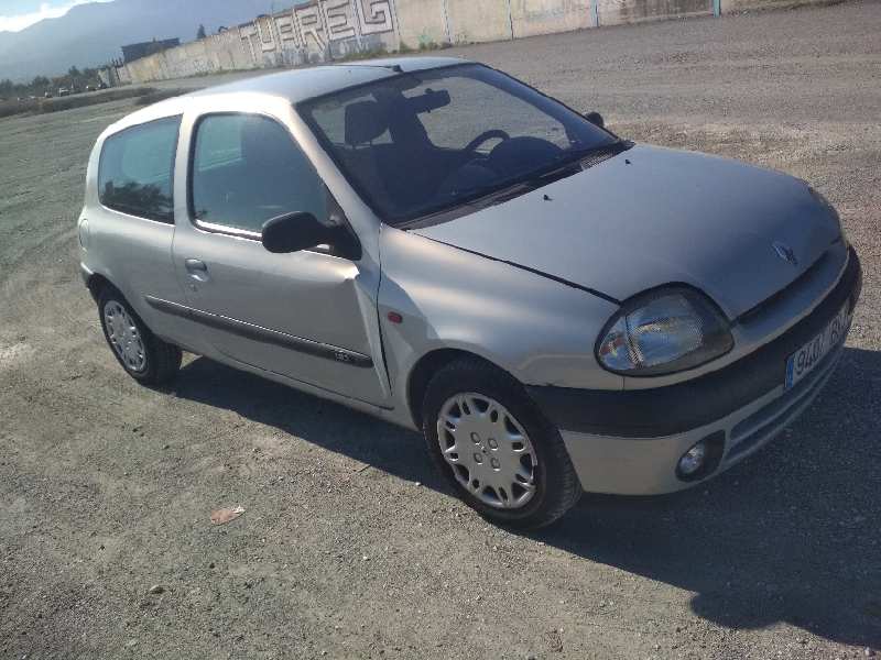 RENAULT Clio 3 generation (2005-2012) Фара передняя левая 25248788