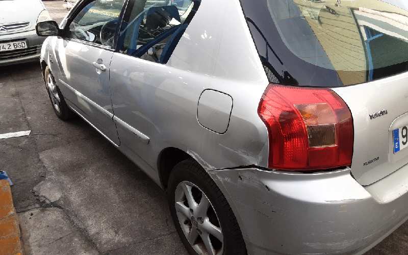 TOYOTA Corolla E120 (2000-2008) Oikean etuoven ikkunansäädin 6981002130 24697511