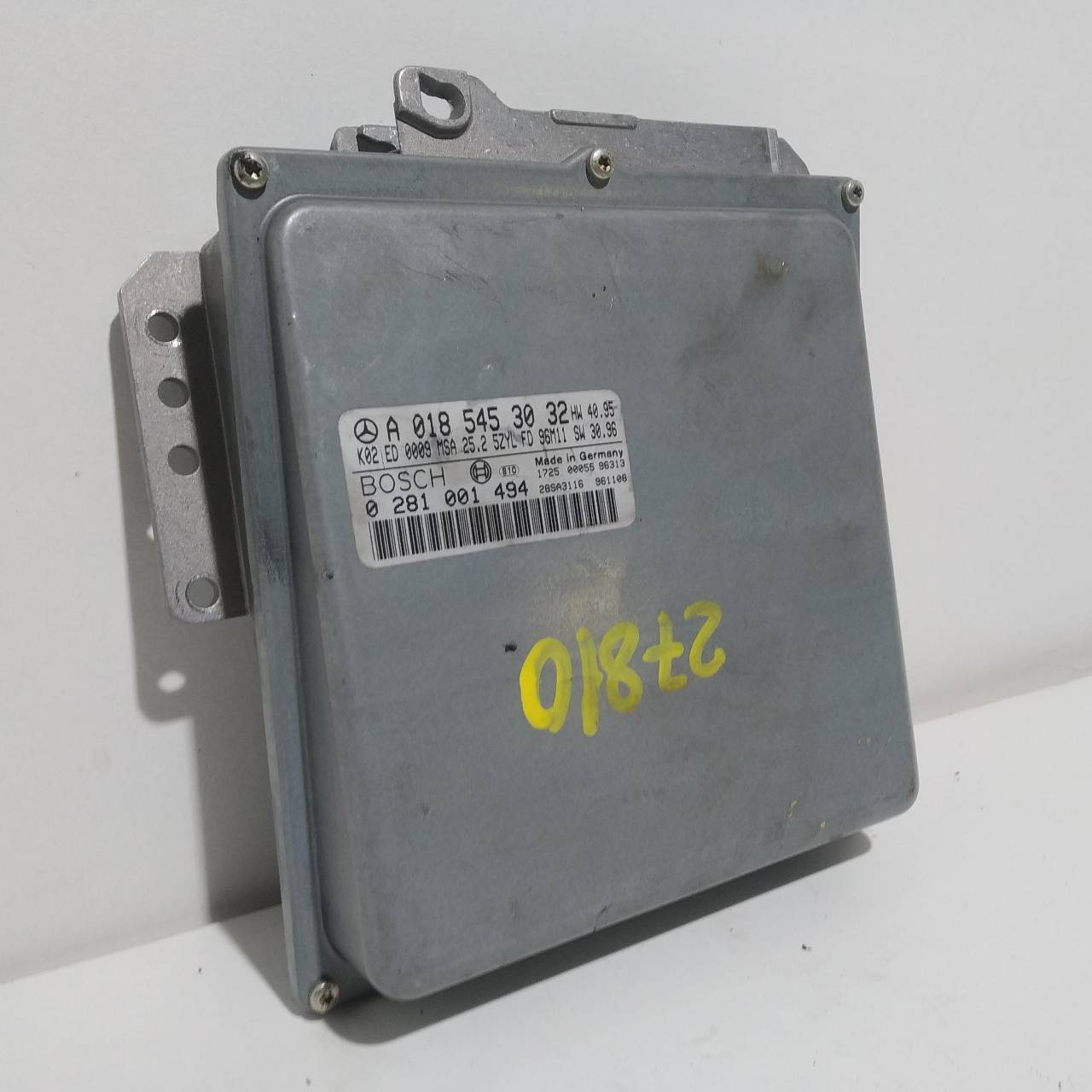 MERCEDES-BENZ E-Class W210 (1995-2002) Moottorin ohjausyksikkö ECU A0185453032 23041158