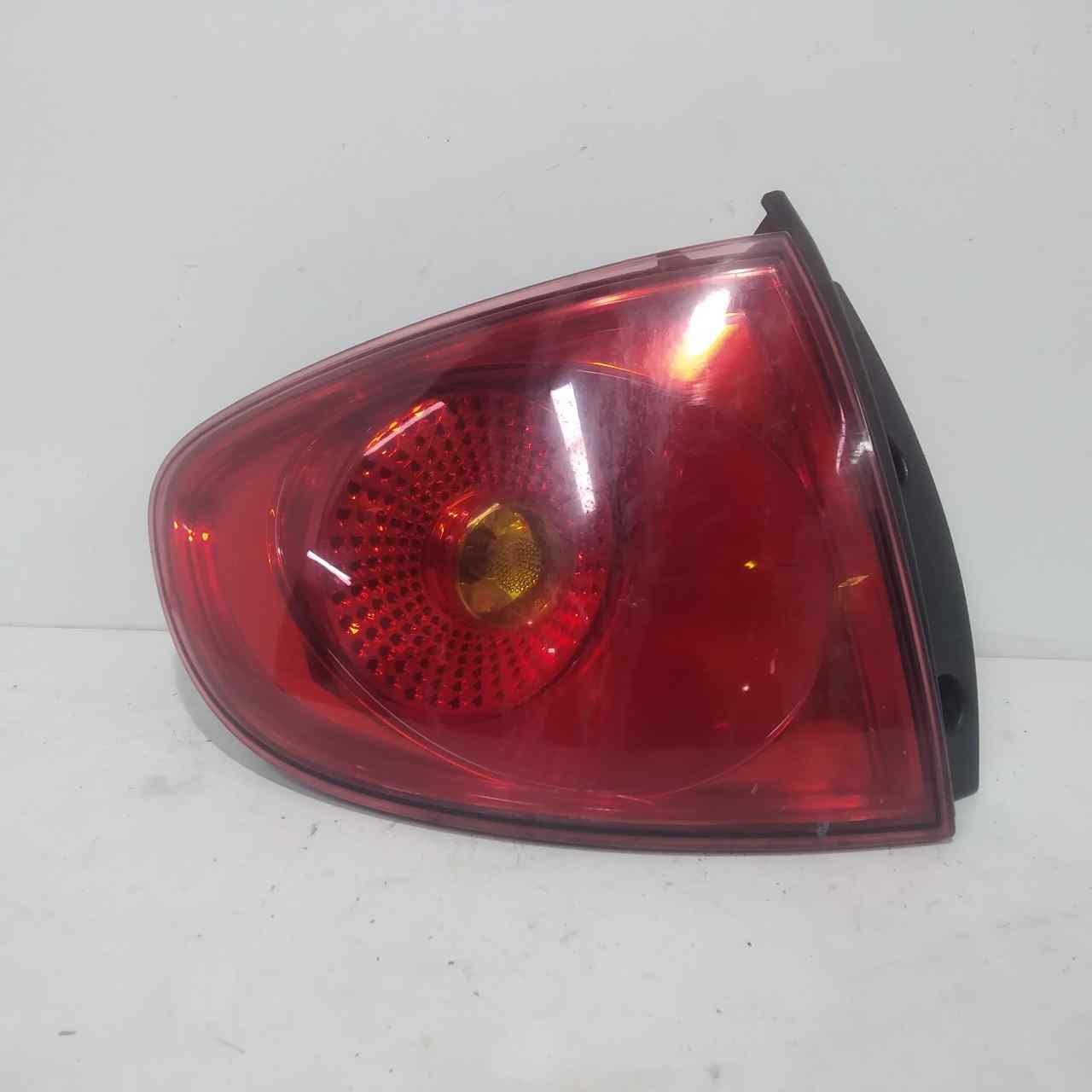 SEAT Toledo 3 generation (2004-2010) Rear Left Taillight 5P0945095D 25789214