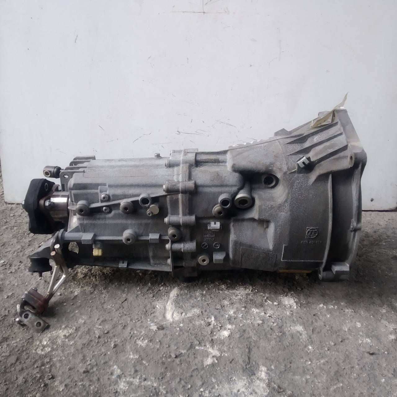 BMW 3 Series E90/E91/E92/E93 (2004-2013) Gearbox N47D20C 23127405