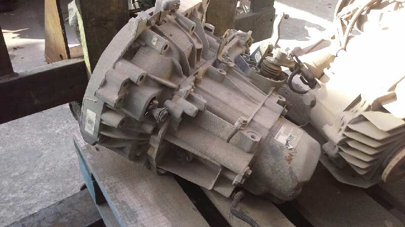 NISSAN Almera N16 (2000-2006) Gearbox JR5106 23649933