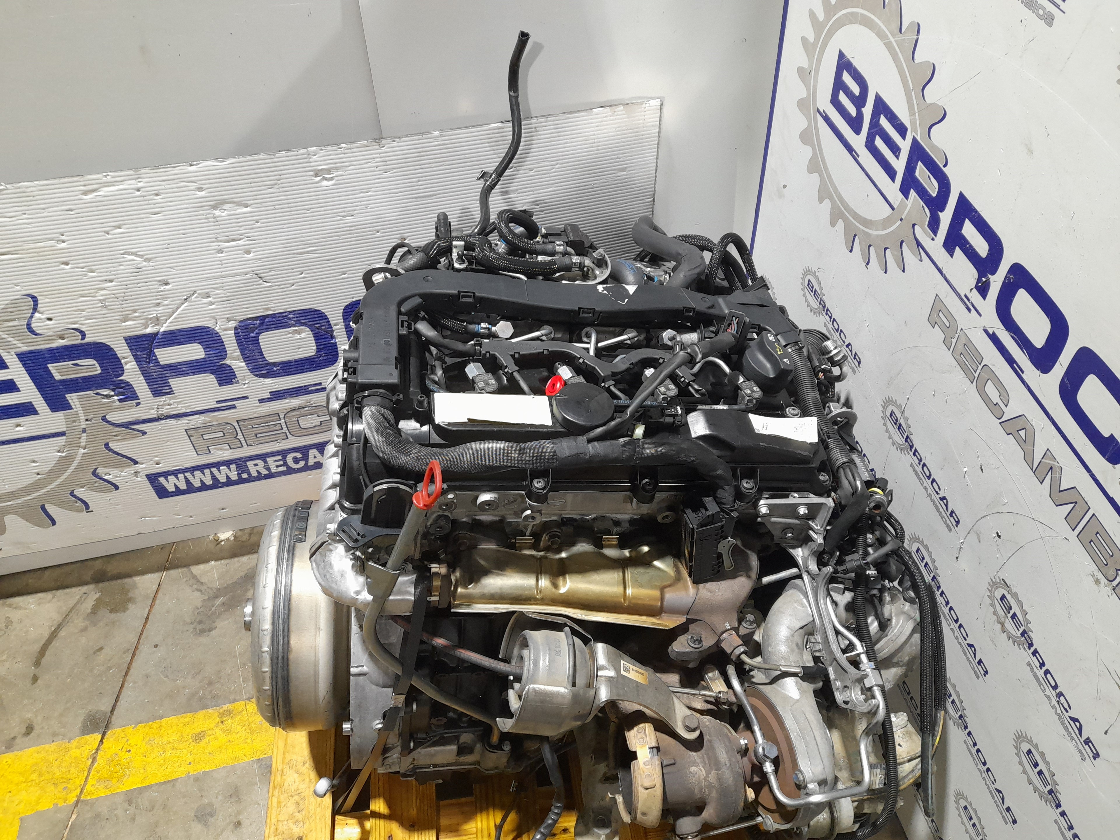 MERCEDES-BENZ E-Class W212/S212/C207/A207 (2009-2016) Engine OM651924 24347064