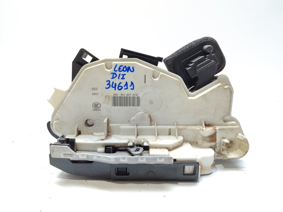 SEAT Leon 3 generation (2012-2020) Front Left Door Lock 5K1837015E 26587664