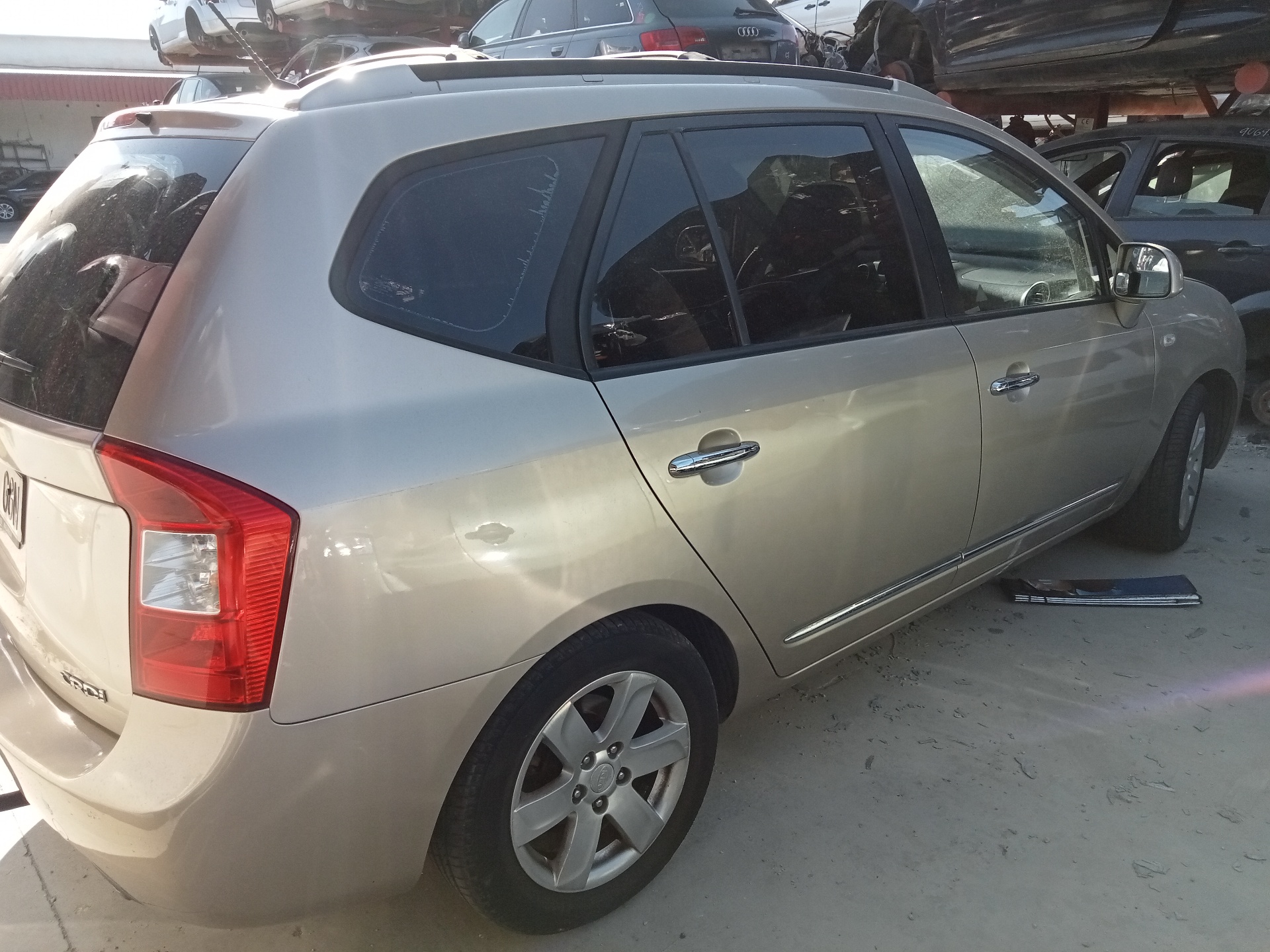 KIA Carens Szervoszivattyú 0K2KC32600 22653447