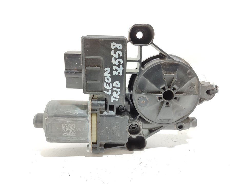 SEAT Toledo 3 generation (2004-2010) Rear Right Door Window Control Motor 5Q0959812A 23789643