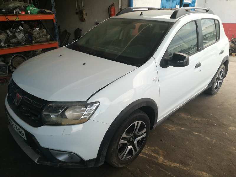 DACIA Sandero 2 generation (2013-2020) Kormányműfogaslécek 490016602R 22632231