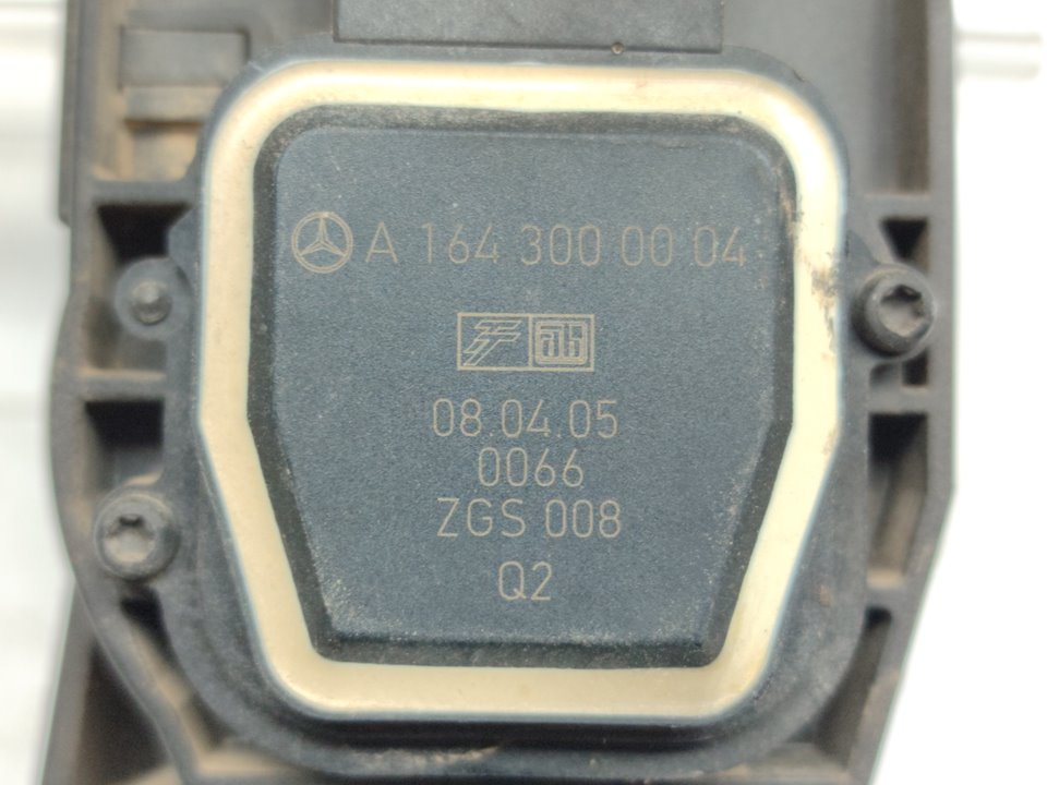 MERCEDES-BENZ M-Class W164 (2005-2011) Akseleratoriaus (gazo) pedalas A1643000004 25024399