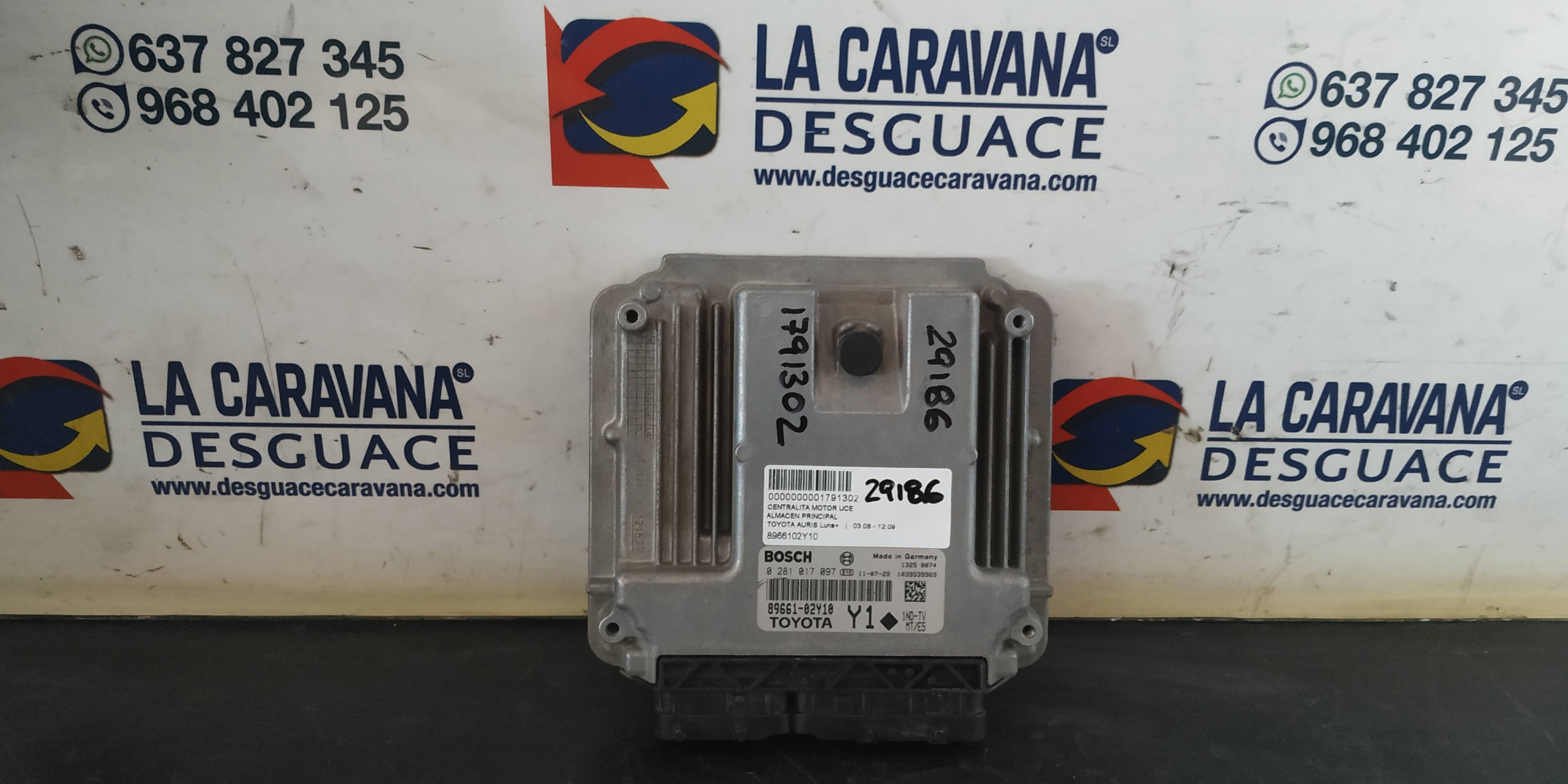 TOYOTA Auris 1 generation (2006-2012) Moottorin ohjausyksikkö ECU 8966102Y10 25017478