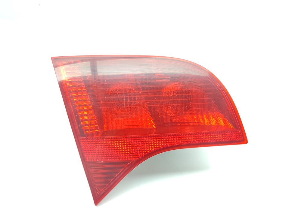 AUDI A4 B7/8E (2004-2008) Rear Left Taillight 8E9945093 22936478