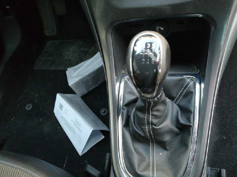 OPEL Astra J (2009-2020) Galinio dangčio spyna 13581023 23804884