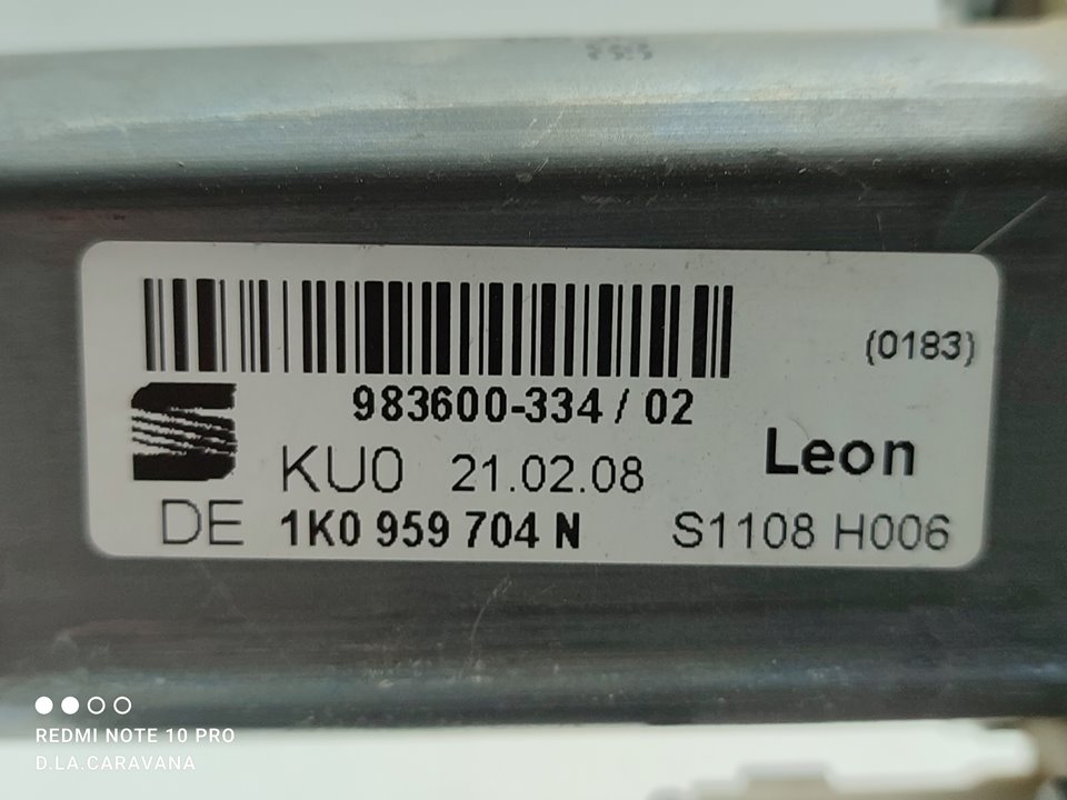 SEAT Leon 2 generation (2005-2012) Маторчик стеклоподъемника задней правой двери 1K0959704N 25019575