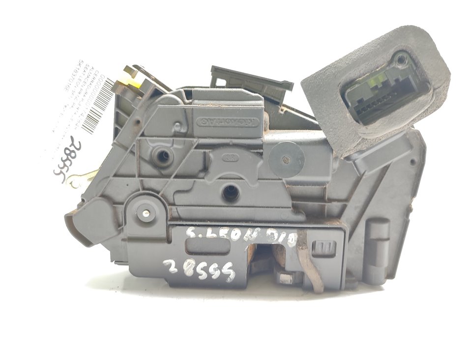 SEAT Toledo 3 generation (2004-2010) Front Right Door Lock 5K1837016E 18884234