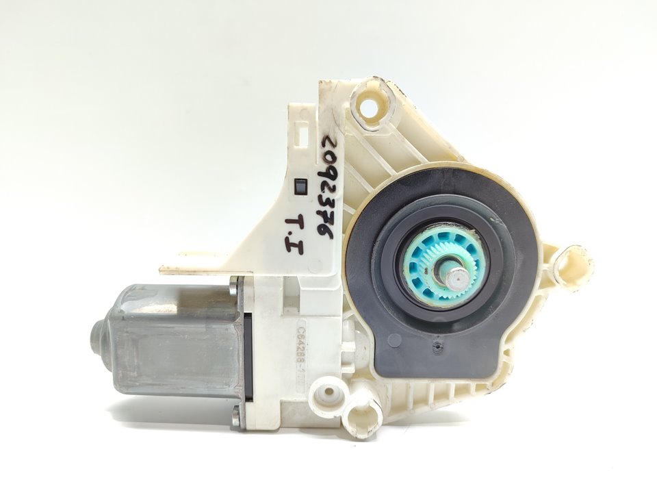 AUDI Q3 8U (2011-2020) Κινητήρας ελέγχου παραθύρου πίσω αριστερών πορτών 8K0959811A 25020290