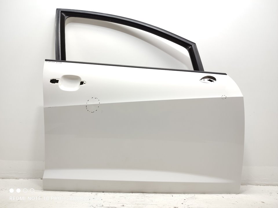 SEAT Ibiza 4 generation (2008-2017) Priekšējās labās durvis 6J4831056 27320936