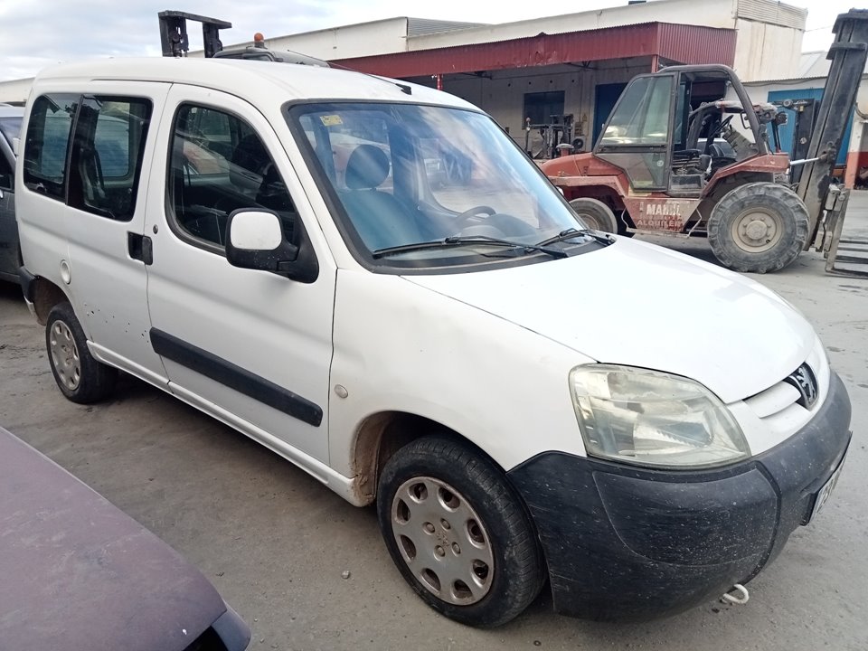 PEUGEOT Partner 1 generation (1996-2012) Priekinių dešinių durų spyna 9136J4 25041819