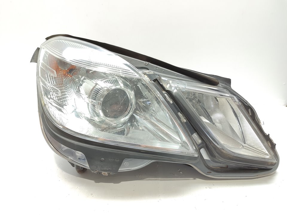 MERCEDES-BENZ E-Class W212/S212/C207/A207 (2009-2016) Oikea etuvalo A2128208261 26587744