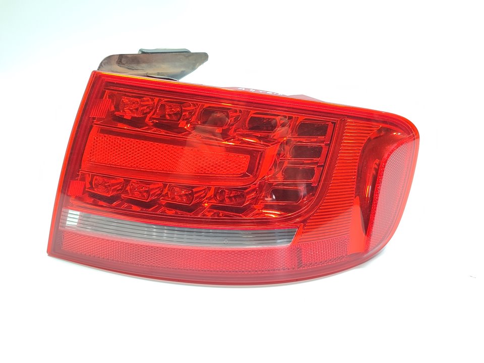 AUDI A4 B8/8K (2011-2016) Rear Right Taillight Lamp 8K5945096K 25357539