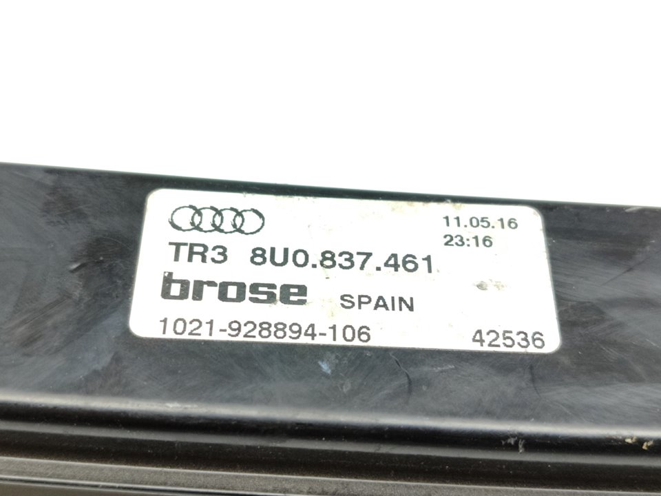 AUDI Q3 8U (2011-2020) Priekšējo kreiso durvju logu pacēlājs 8U0837461 18830389