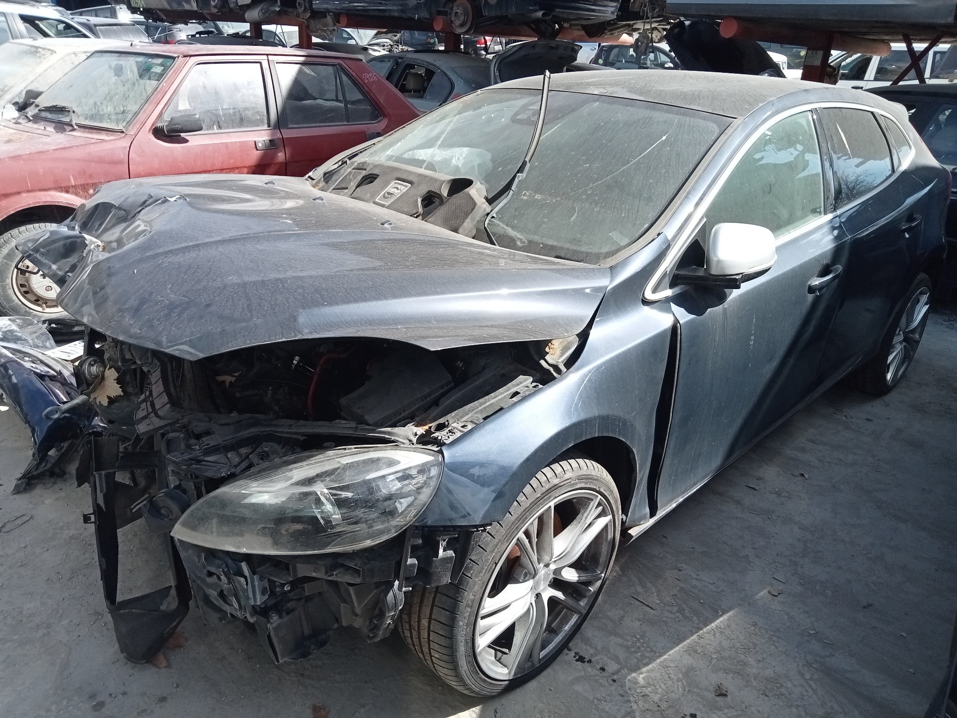 VOLVO V40 2 generation (2012-2020) Руль P31250592 24254740