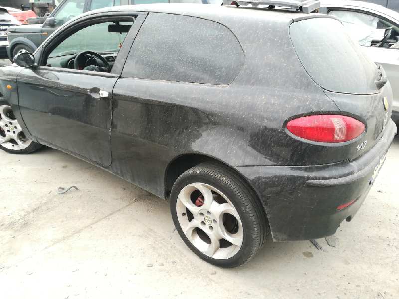 ALFA ROMEO 147 2 generation (2004-2010) Vasemman puolen siipipeili 735294282 25928888