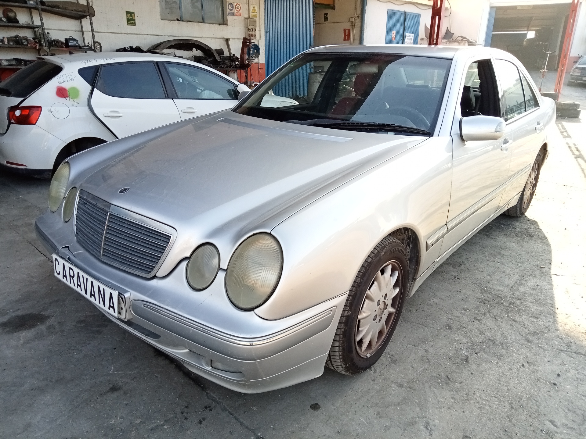 MERCEDES-BENZ E-Class W210 (1995-2002) Moottorin ohjausyksikkö ECU A6121531279 18947878