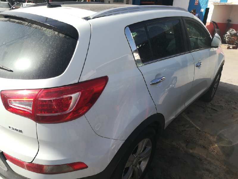 KIA Sportage 3 generation (2010-2015) Замок крышки багажника 812303W000 23804978