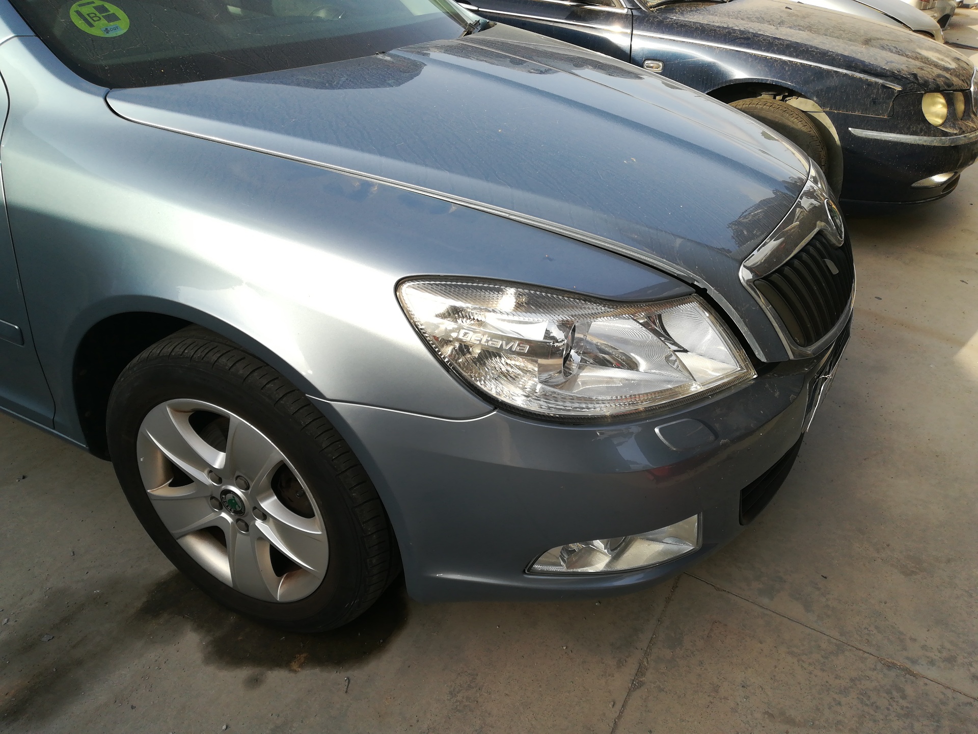 SKODA Octavia 2 generation (2004-2013) Galinio dangčio spyna 1Z5827501D 25019811