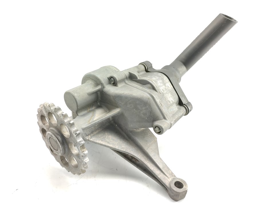 MERCEDES-BENZ Vito W638 (1996-2003) Oil Pump 6061810801 18835191