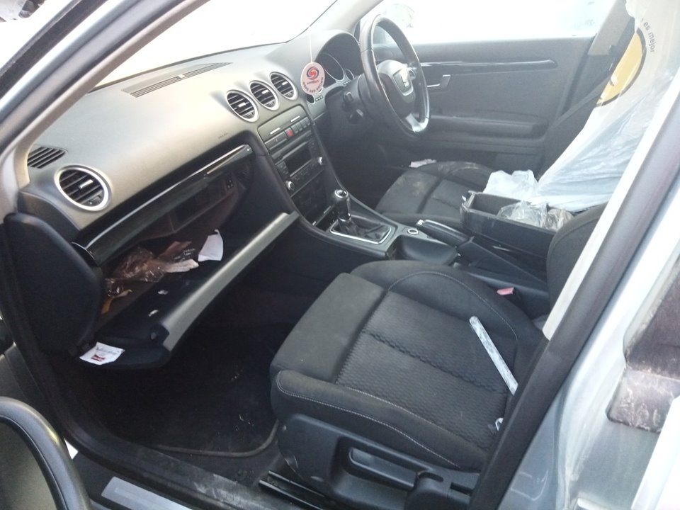 SEAT Exeo 1 generation (2009-2012) Galinių kairių durų stiklo pakelėjas 8E0839461C 25021530