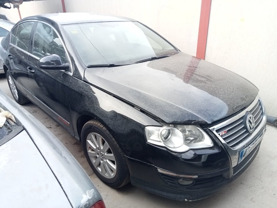 VOLKSWAGEN Passat B6 (2005-2010) Блок управления двигателем 0281012119 25025828