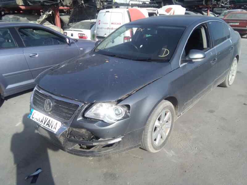 VOLKSWAGEN Passat B6 (2005-2010) Motor de control geam ușă  dreapta spate 1K0959704P 23804826