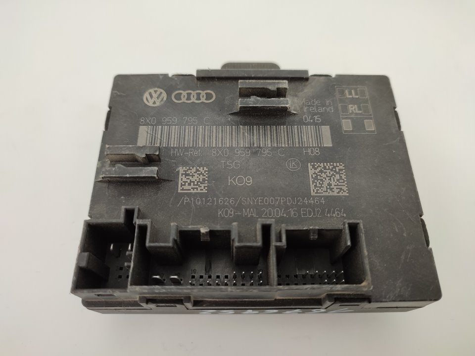AUDI Q3 8U (2011-2020) Komforto valdymo blokas 8X0959795C 18877749