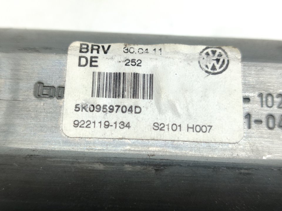 VOLKSWAGEN Golf 6 generation (2008-2015) Rear Right Door Window Control Motor 5K0959795 25046314