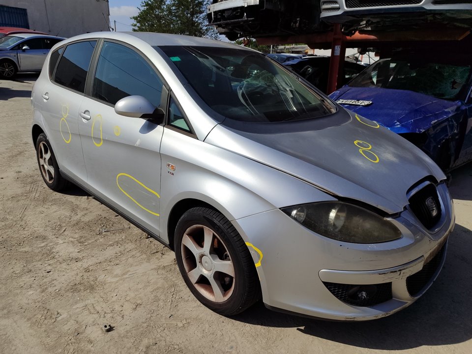 SEAT Altea 1 generation (2004-2013) Ліве бічне дзеркало 5P1857507A 25929233