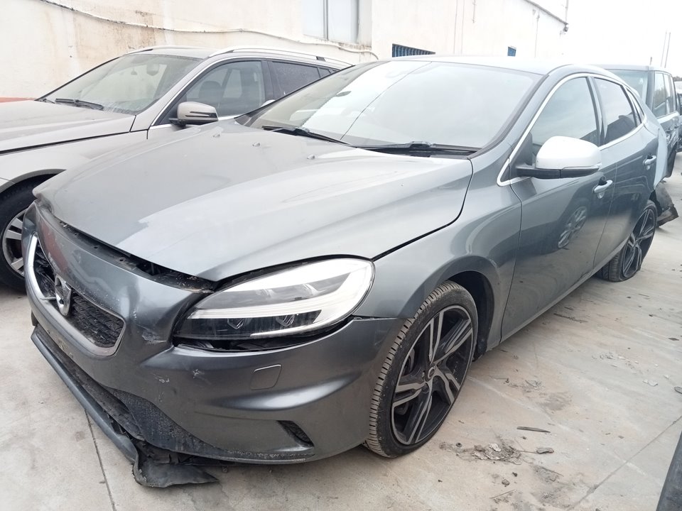 VOLVO V40 2 generation (2012-2020) Наружная ручка задней правой двери 31440084 23805058