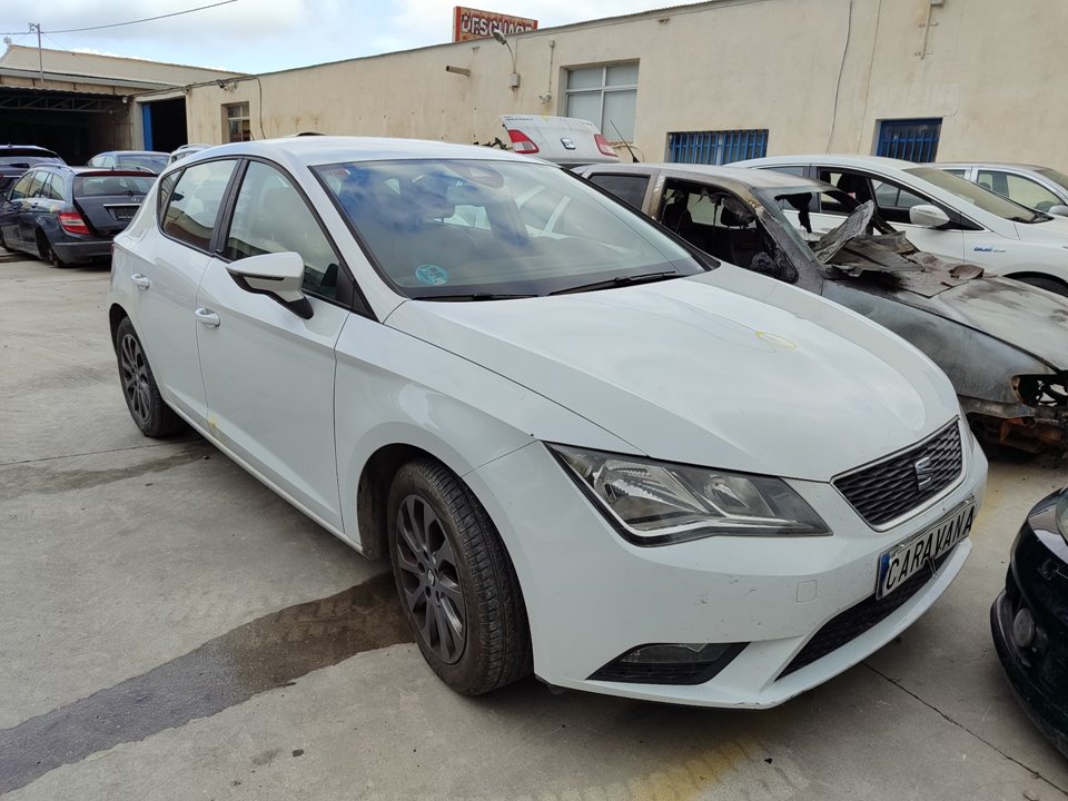 SEAT Leon 3 generation (2012-2020) Маторчик стеклоподъемника задней правой двери 5Q0959812A 26587784