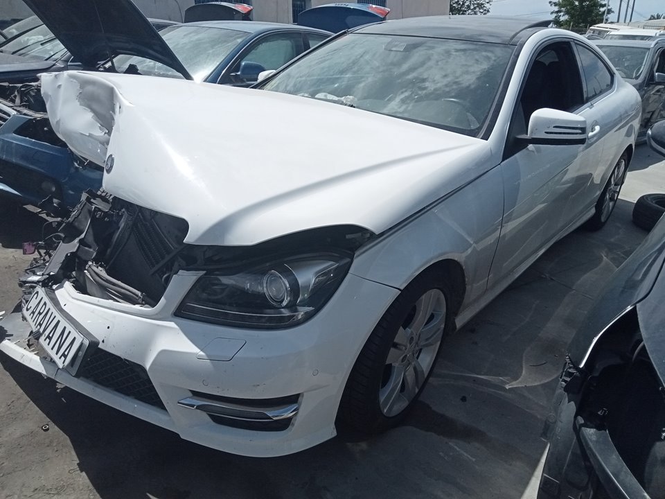 MERCEDES-BENZ C-Class W204/S204/C204 (2004-2015) Μπροστινό αριστερό κάθισμα A2079102336 26549539