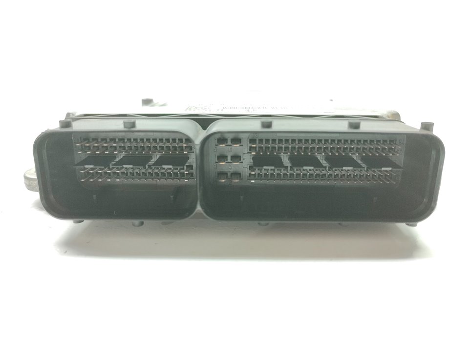 AUDI A4 B7/8E (2004-2008) Moottorin ohjausyksikkö ECU 03G906016JD 25358068