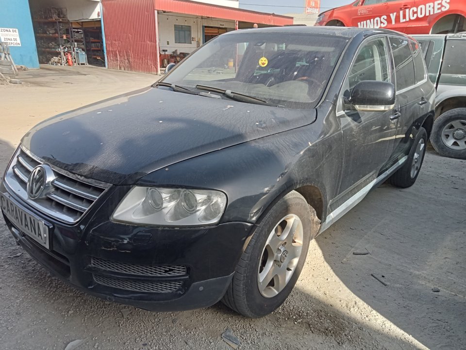 VOLKSWAGEN Touareg 1 generation (2002-2010) Pompă de ulei 070115153 24390531