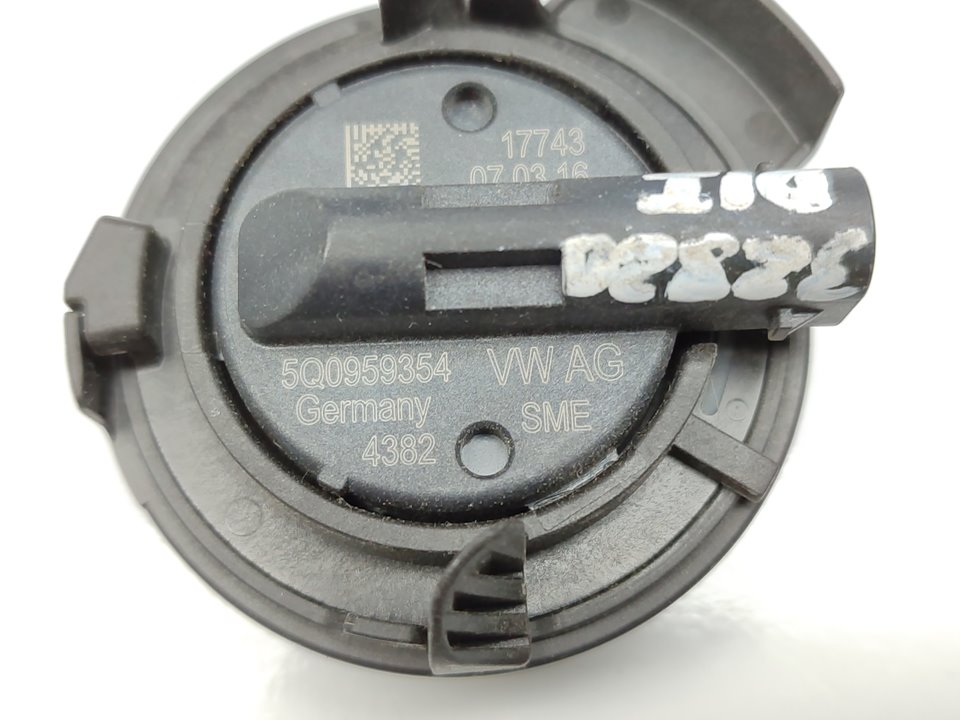 VOLKSWAGEN Golf 7 generation (2012-2024) Alte unități de control 5Q0959354 25019798