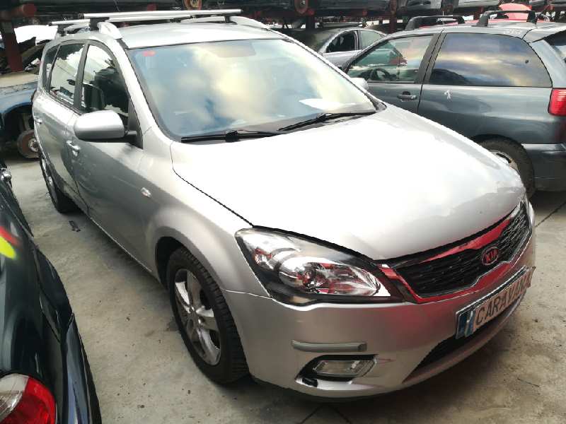 KIA Cee'd 1 generation (2007-2012) Bakre höger dörrlås 814201H000 23340389