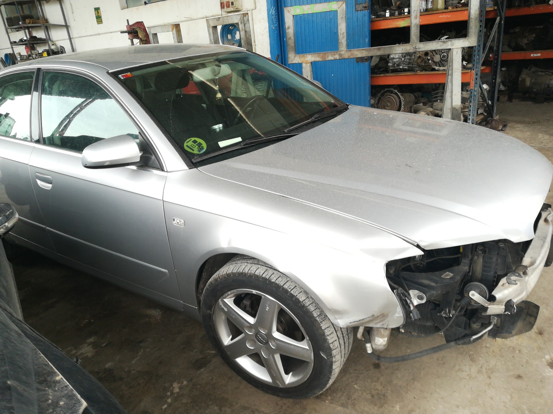 AUDI A4 B6/8E (2000-2005) Far dreapta față 8E5945096 18876349