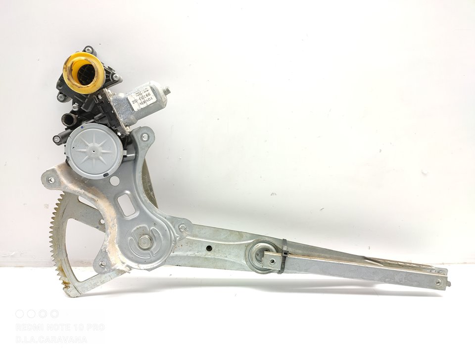 TOYOTA Corolla Verso 1 generation (2001-2009) Rear Right Door Window Regulator 698300F020 25019218