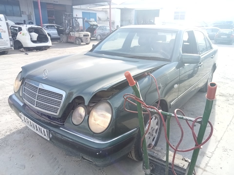 MERCEDES-BENZ E-Class W210 (1995-2002) Вакуумный насос центрально замка 2108000048 25041953