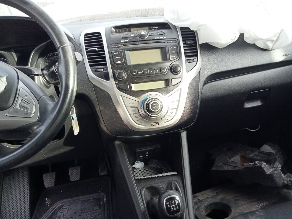HYUNDAI ix20 1 generation (2010-2020) Galinių kairių durų stiklo pakelėjo varikliukas 834501P000 24454891