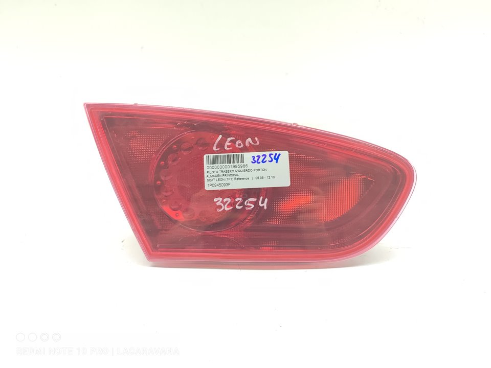 SEAT Leon 2 generation (2005-2012) Rear Left Taillight 1P0945093F 22936632